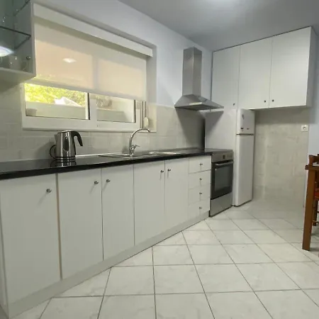 Relax In Apartmán Loutráki